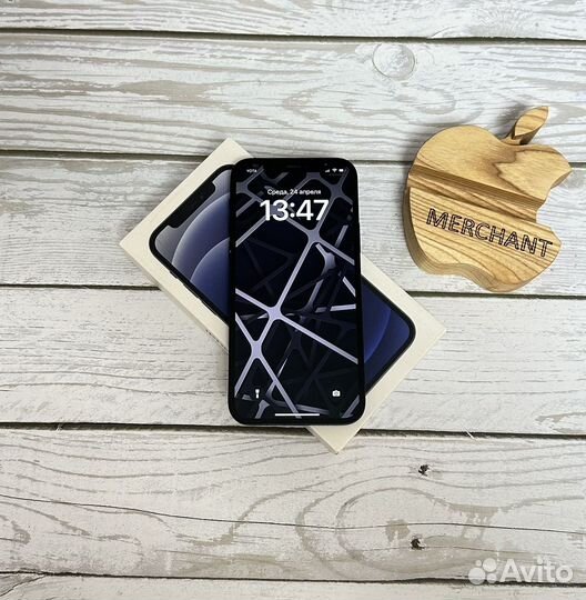 iPhone 12, 64 ГБ