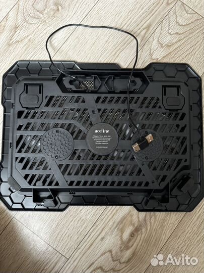 Подставка с охлаждением для ноутбука