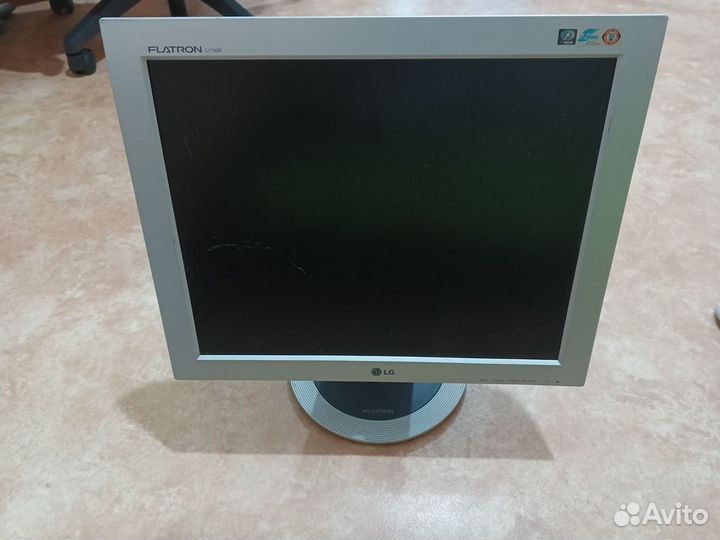 Монитор LG Flatron