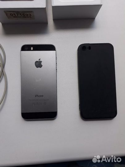 iPhone 5S, 16 ГБ