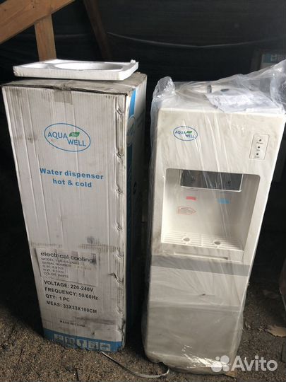 Куллер для воды напольный