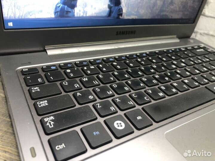 Игровой ноутбук Samsung A6/6gb/SSD