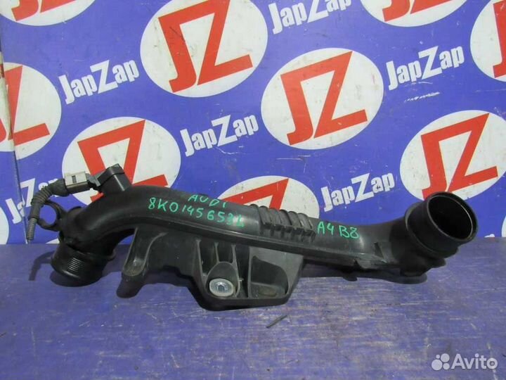 Патрубок воздушного фильтра Audi A4 B8 (2007-2015)