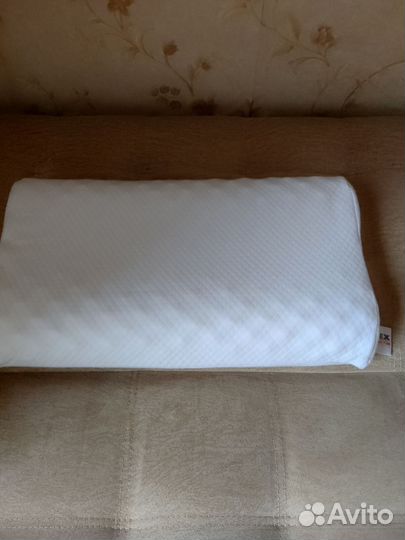 Подушка ортопедическая натуральный латекс