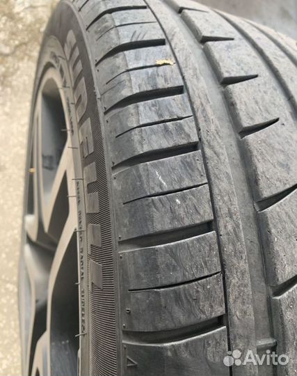 Sunfull HF-668 295/40 R21 111W