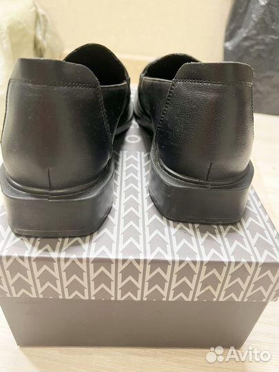 Туфли лоферы 37