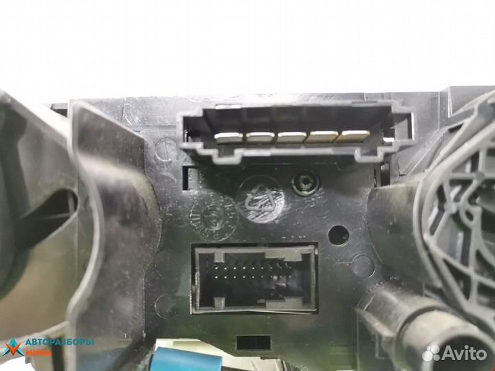 Блок управления печки / климат-контроля Mitsubishi