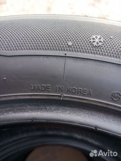 Kumho I'Zen Wis KW19 215/60 R16 95