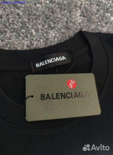 Футболка Balenciaga