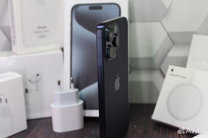 iPhone xr в корпусе 15 pro max 512gb