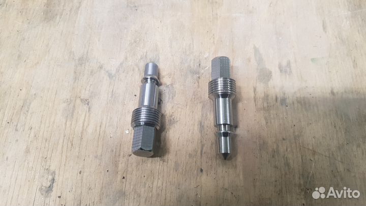 Болт регулировки kdss Toyota Land Cruiser 200