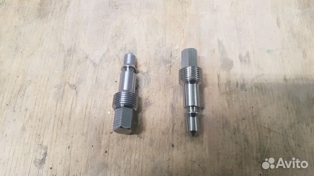 Болт регулировки kdss Toyota Land Cruiser 200