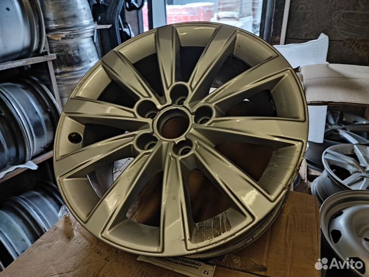 Диски Volkswagen R16 Литые 5x112 J7 HS1