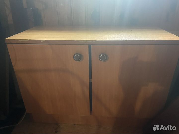 Небольшая тумба