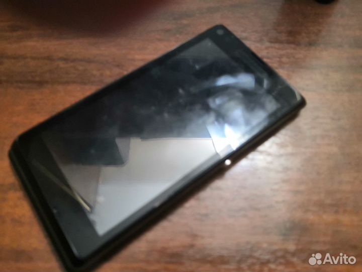 Sony Xperia L, 8 ГБ