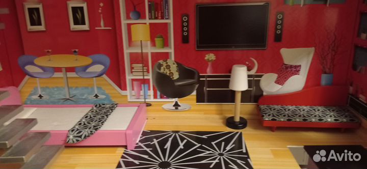 Домик кукольный