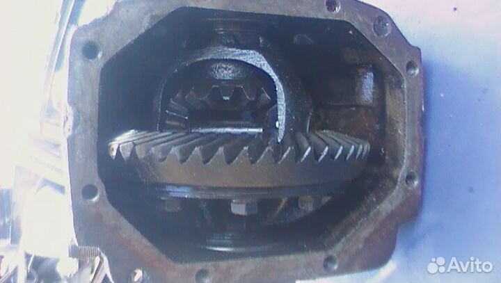 Задний редуктор на Мерседес W123