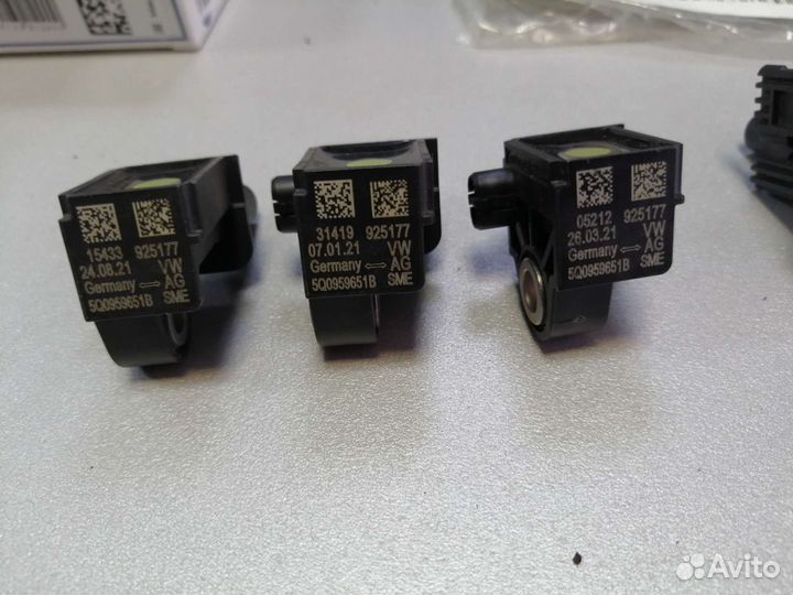 Датчик удара AirBag VW Tiguan Audi