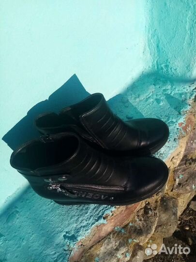 Ботинки женские