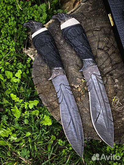 Нож ворон