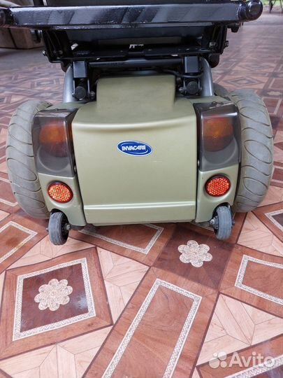 Инвалидная коляска с электроприводом