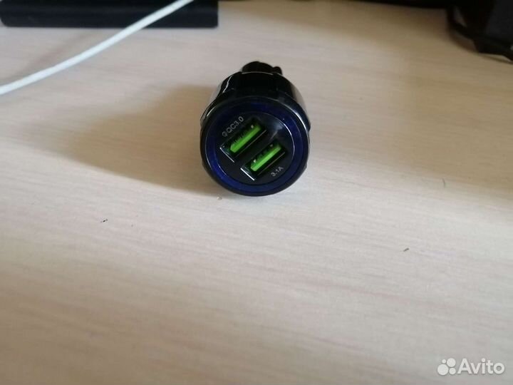 Автомобильная зарядка