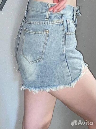 Шорты джинсовые