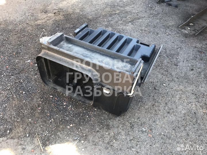 Инструментальный ящик DAF XF 105 2012 1368671