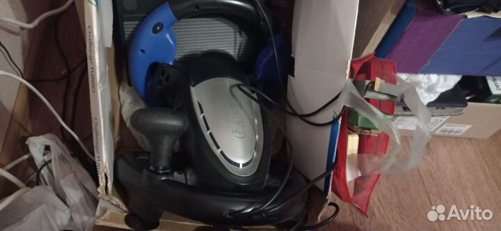 Игровой руль с педалями для пк