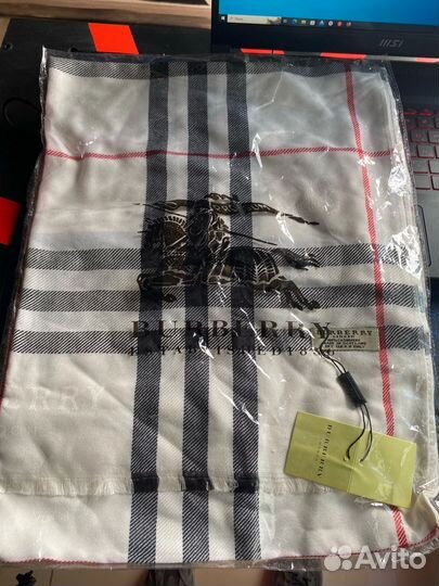 Шарфы и палантины