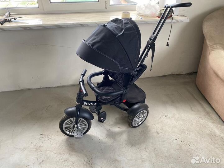 Детский велосипед с ручкой Bentley