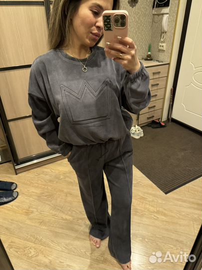 Спортивный костюм женский