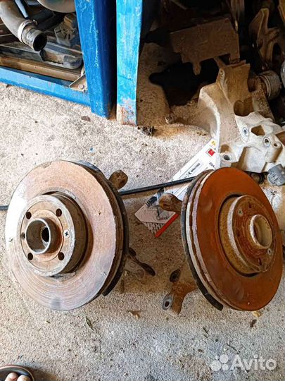 Кулак поворотный лада ларгус