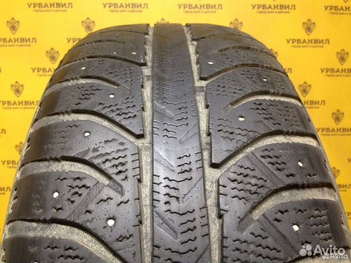 Bridgestone Ice Cruiser 7000 235/65 R17