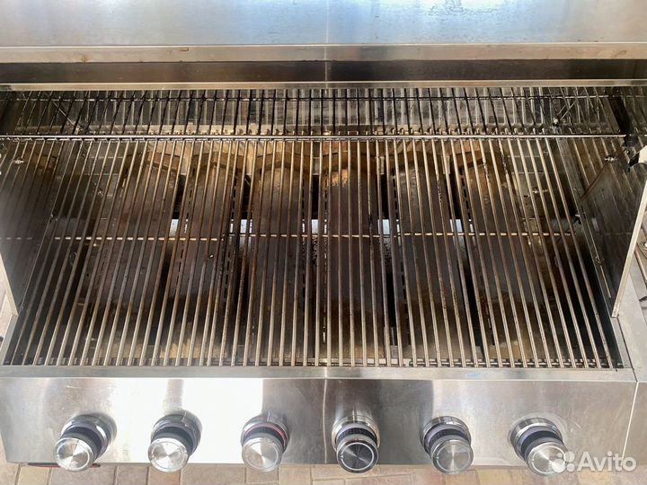 Газовый глриль на 6 горелок