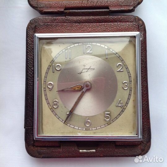 Часы-будильник Junghans немецкие