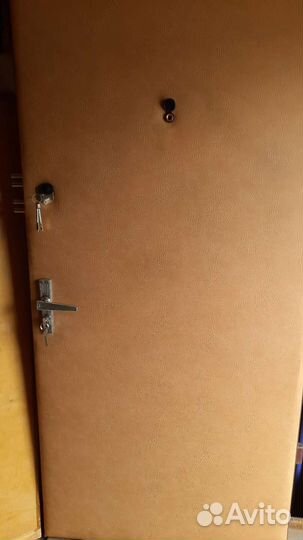 Дверь металлическая с коробкой
