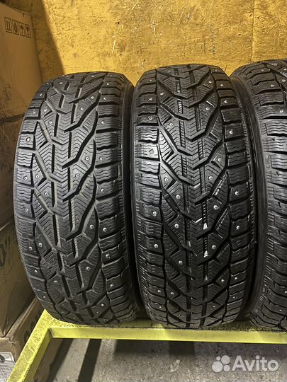 Tigar SUV Ice 215/60 R17