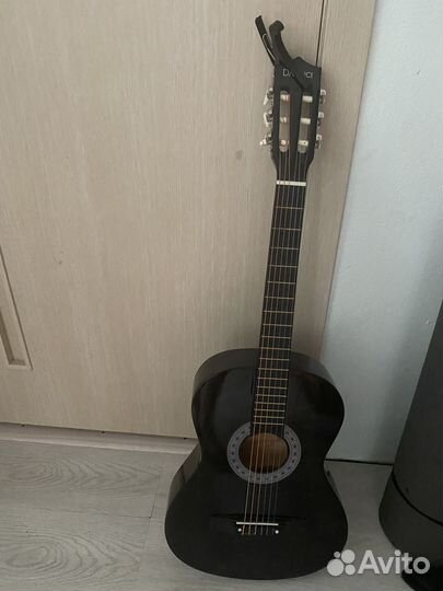 Продам гитару
