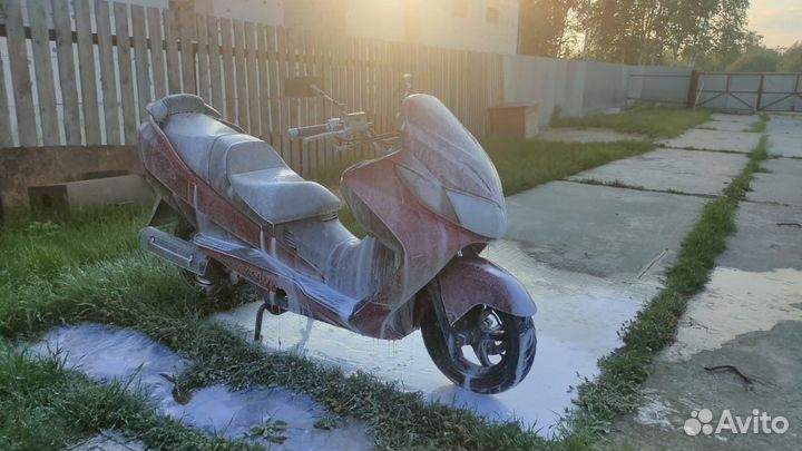 Suzuki skywave 250