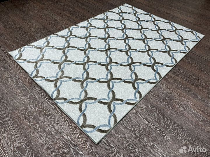 Ковер вискозный 1.6х2.3 Бельгия