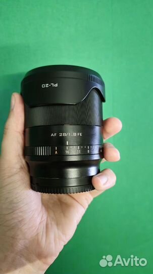 Объектив sony e viltrox af 28mm / 1.8 + 2 фильтра