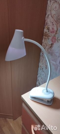 Лампа настольная