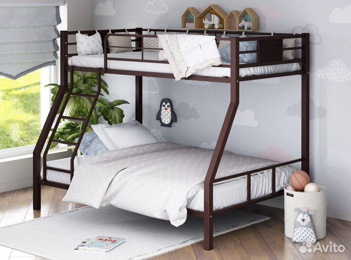 Двухъярусная кровать