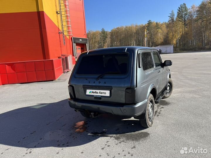 LADA 4x4 (Нива) 1.7 МТ, 2015, 140 000 км