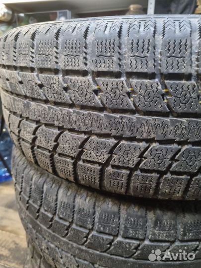 Toyo Garit G5 215/55 R17 122