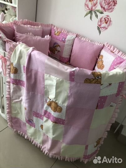 Комплект в детскую кроватку