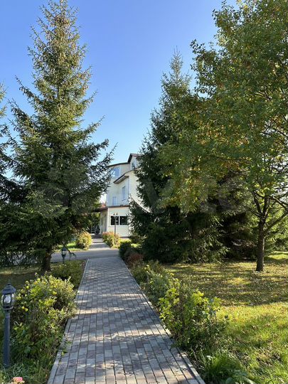 Дом 305 м² на участке 37 сот.