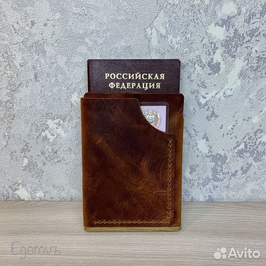 Обложка для автодокументов из кожи и дерева