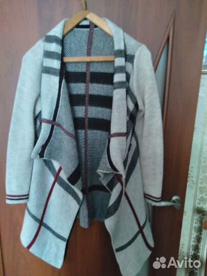 Теплые кофты, свитера, теплые туники